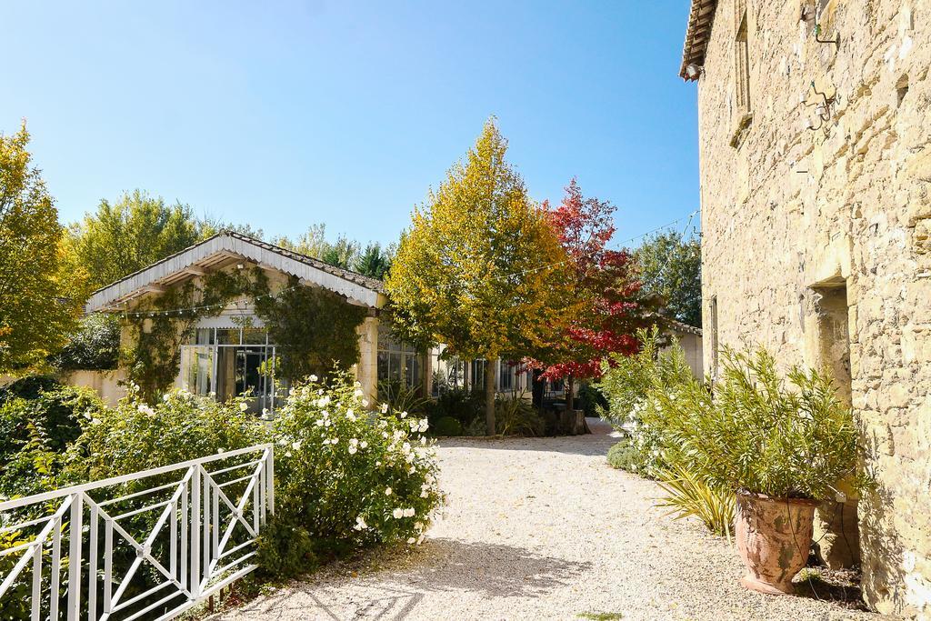 Отель Domaine De Blanche Fleur Chateauneuf-de-Gadagne Экстерьер фото
